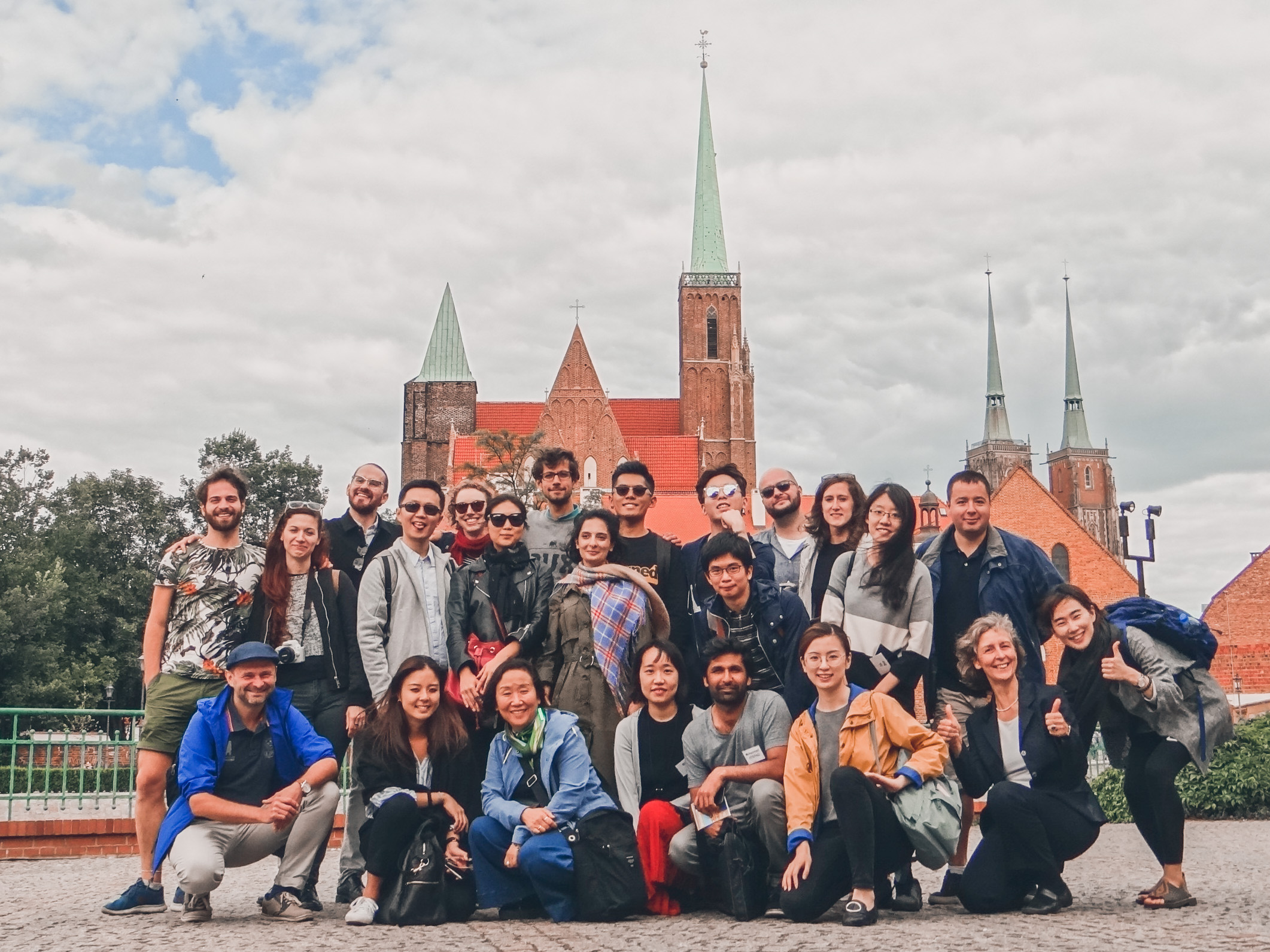 Die Teilnehmenden von EPRIE 2018 beim Stadtrundgang in Breslau, Polen
