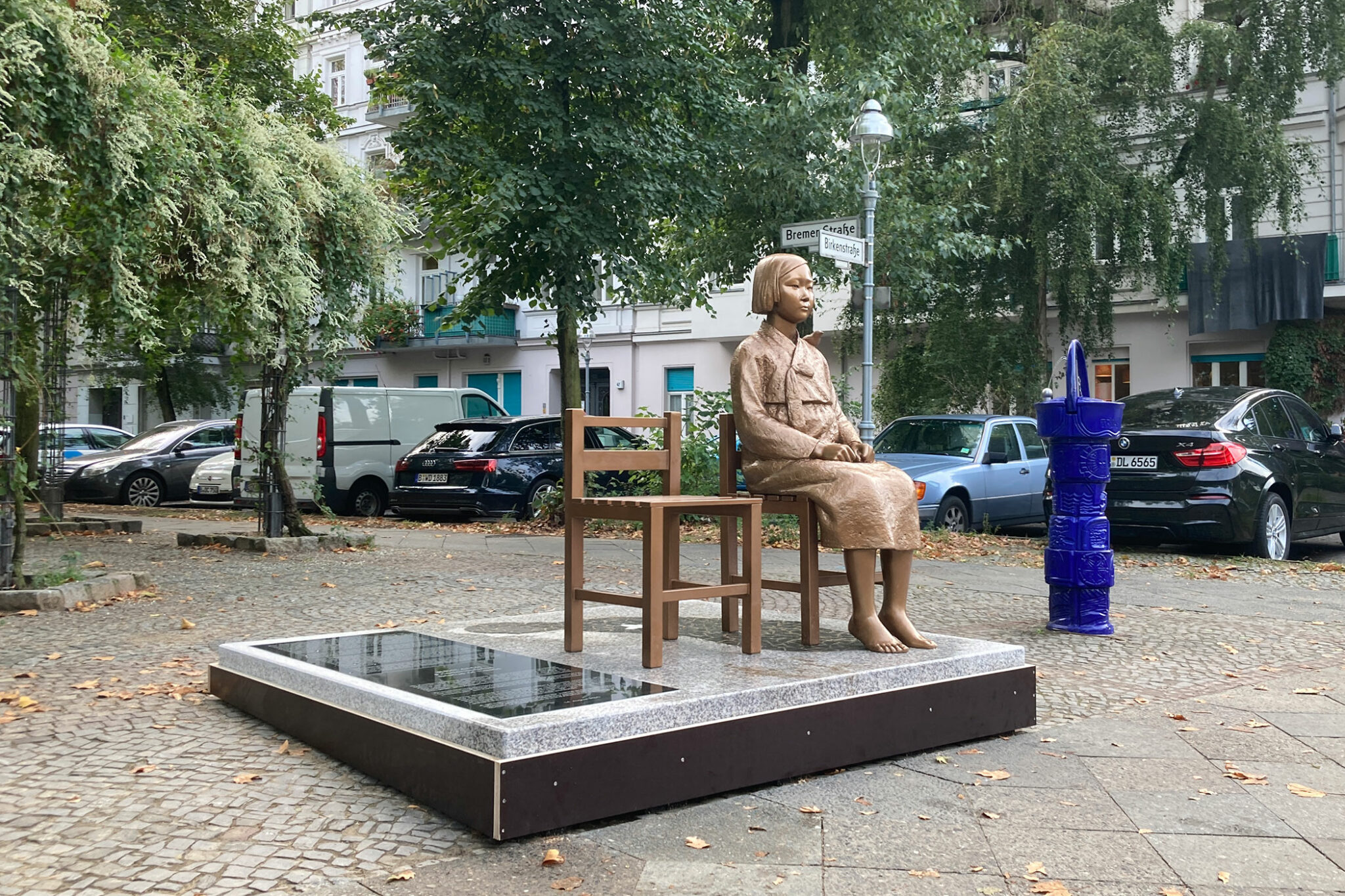 f-r-den-frieden-gegen-sexualisierte-gewalt-die-friedensstatue-in
